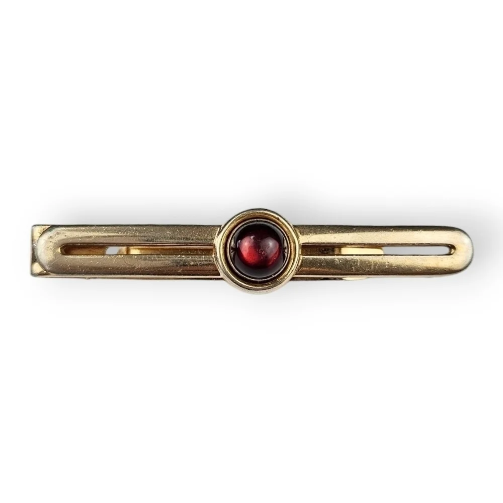 Swank Cufflinks Tie Bar Set Red Moonglow Lucite Cabochon Gold Plated Vintage 60s